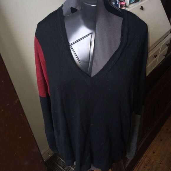 Lane Bryant color block fine merino v-neck top - Picture 1 of 3